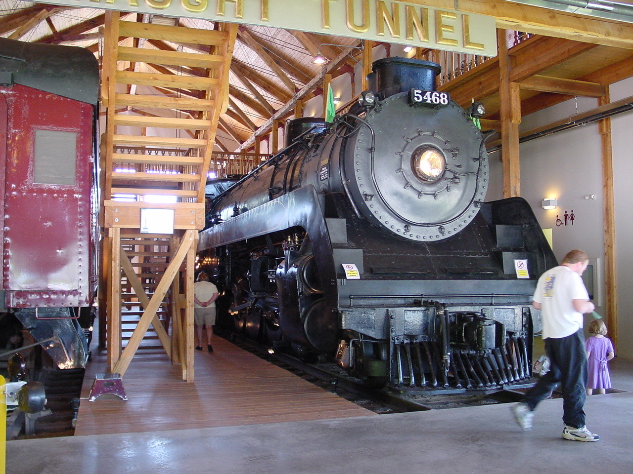 145.jpg